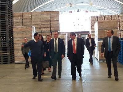 PRESIDENTE DE LA CONCAMIN RECONOCE EN GRUPO CORPORATIVO PAPELERA LA GENERACIÓN DE EMPLEOS EN TEPETLAOXTOC