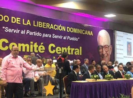 Danilo motiva fuera por aclamación elección 11 precandidatos presidenciales