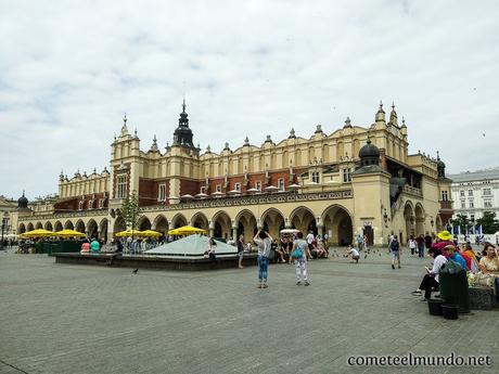 que-ver-en-cracovia-lonja-de-los-panos Que ver en Cracovia en 3 días [¡GUÍA COMPLETA!]