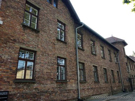 edificios-auschwitz Que ver en Cracovia en 3 días [¡GUÍA COMPLETA!]