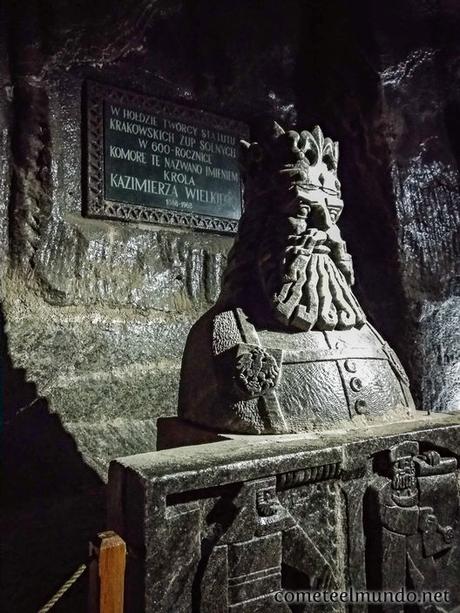 escultura-de-sal-en-las-minas-de-cracovia Que ver en Cracovia en 3 días [¡GUÍA COMPLETA!]