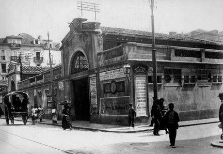 1854: Mercado del Este