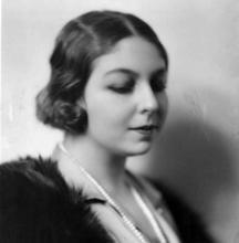 Luis Buñuel a Puñetazos contra los Cadetes de la Academia