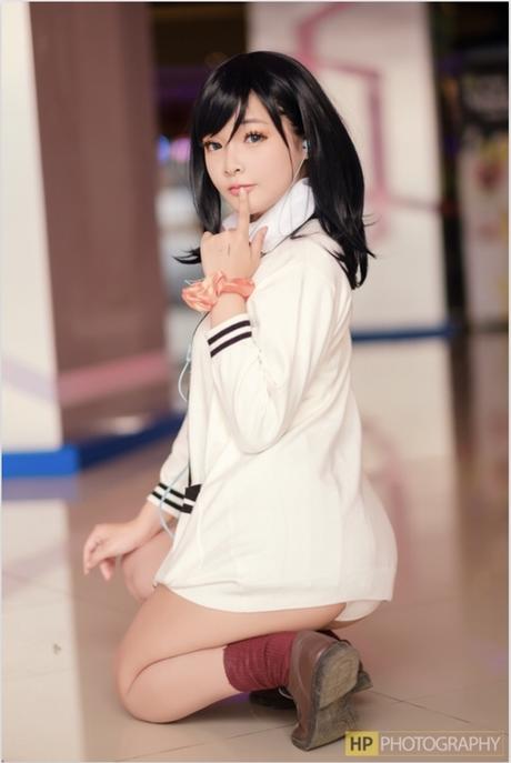 El evento festivo ''Comiket'', celebra su segundo día con impresionantes Cosplay de Rikka y Akane