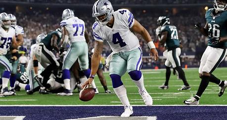 Dak Prescott busca un contrato de 40 millones de dólares al año