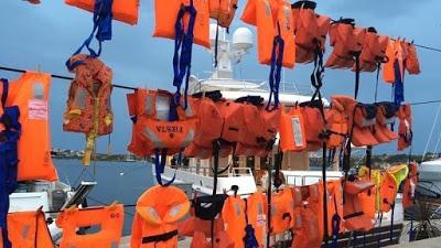 Maó, puerto de acogida a la embarcación de Open Arms con 160 personas a bordo.