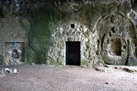 Cuevas iniciáticas del Temple. Cuevas iniciáticas del Temple.