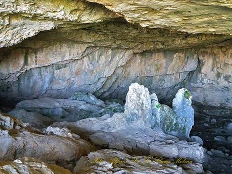Cuevas iniciáticas del Temple. Cuevas iniciáticas del Temple.