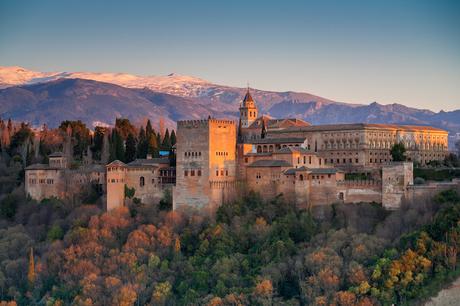 alhambra ▷ 25 atracciones turísticas principales en Europa