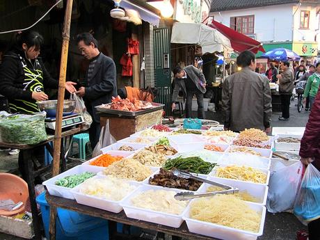 shanghai-traditional-market ▷ Comente sobre las mejores cosas que hacer en Shanghái, China por China • Cenas elegantes en el discurso