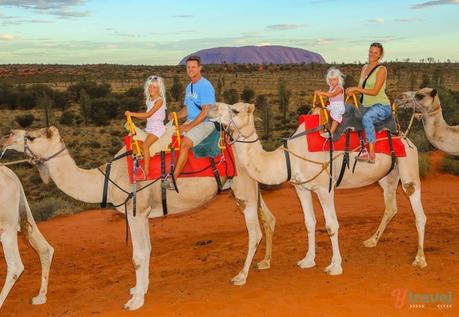 Uluru-Camel-Ride-071 ▷ Comente cómo comenzar un blog de viajes en 11 pasos (y gane dinero) por algunos de los mejores temas de WordPress para blogs de viajes Un toque de Business.com