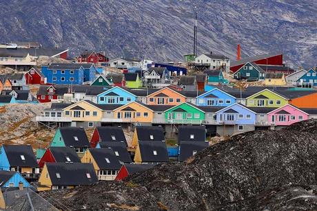 Colorful-houses-in-Ilulissat-Greenland.jpg.optimal ▷ Consejos de viaje a Groenlandia e itinerario fácil para Ilulissat y Disko Island