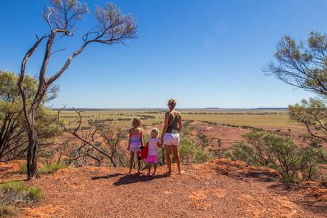 Bladensburg-National-Park-Winton-Outback-Queensland-1 ▷ Comente sobre Experimente un viaje familiar por carretera a Outback Queensland por Outback Steakhouse Queensland Pasta con pollo y camarones | Secretos italianos