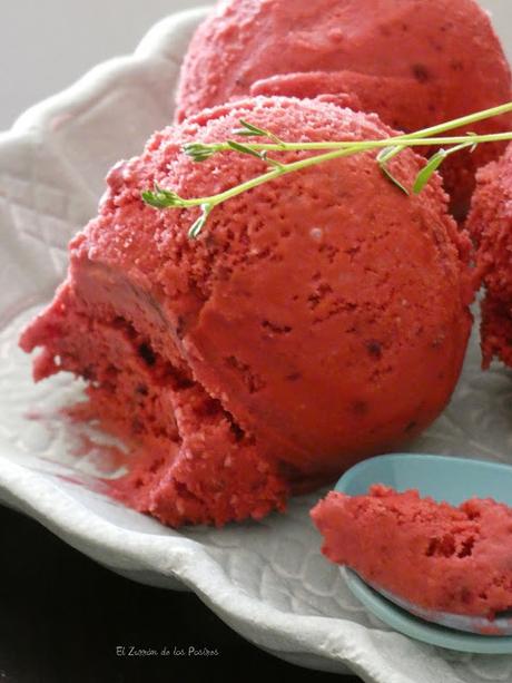 Helado de Moras con Yogur