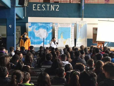 JORNADA DE DISERTACIÓN PARA ALUMNOS EN ESCOBAR - PROV. DE BS AS.