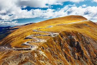 (7) La carretera Transalpina, sus paisajes y sus lagos.- ...