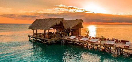 Trágica muerte de una argentina en resort de lujo en Punta Cana: “subió una escalera para salir del mar y sufrió una descarga”