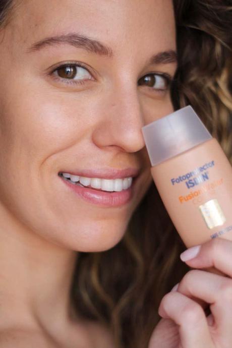 Disfrutar del verano con el Fotoprotector Fusion Water Color de Isdin