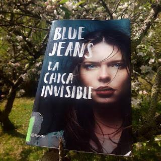 Reseña: La chica invisible, Blue Jeans
