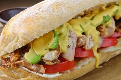 Sandwich de Pollo a la Brasa