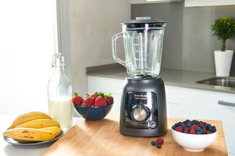 Batido ligero de melocotón y jengibre