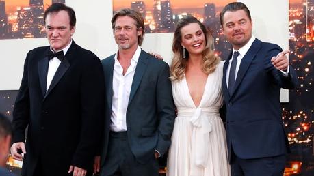 Tarantino, Brad Pitt, Margot Robbie y DiCaprio en el estreno de la pelÃ­cula (REUTERS)