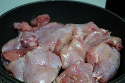 Guiso de conejo con romero y tomillo Guiso de conejo con romero y tomillo