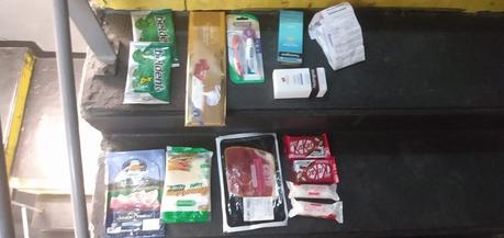 Algunos de los artículos secuestrados.