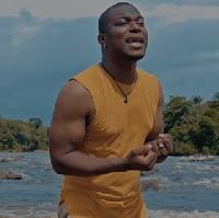 5 canciones de artistas emergentes que deberían estar en tu playlist.