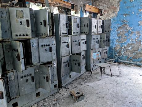 Chernobyl%20photos%20-%20bus%20station%20lockers-4K ▷ 33 fascinantes fotos de Chernobyl