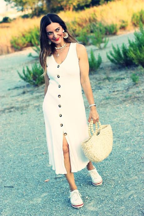 Vestido blanco abotonado