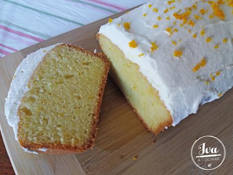 Budín húmedo de naranja