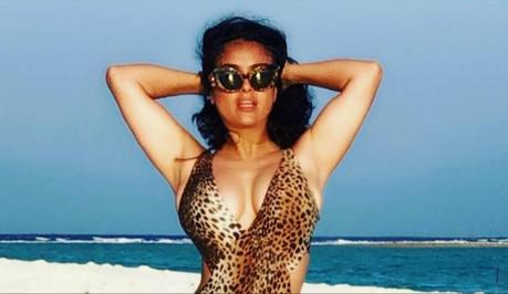 Salma Hayek y su sensual festejo en Instagram: la estrella agradeció haber superado los 11 millones seguidores Salma Hayek y su sensual festejo en Instagram: la estrella agradeció haber superado los 11 millones seguidores