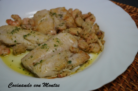 Pescado con gambas al ajillo Pescado con gambas al ajillo