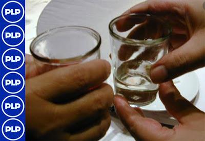 Atentos borrachitos: BRINDAR CON ALCOHOL EN EL TRABAJO JUSTIFICA DESPIDO…