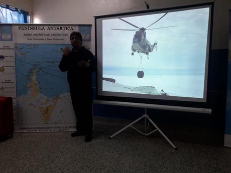 JORNADA CON ALUMNOS DE 4TO AÑO DE EDUCACIÓN SECUNDARIA EN ESCOBAR