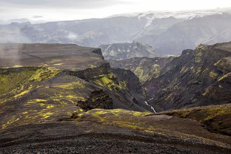Into-Godaland.jpg.optimal ▷ Caminata Fimmvörðuháls: una guía paso a paso para la mejor excursión de un día a Islandia