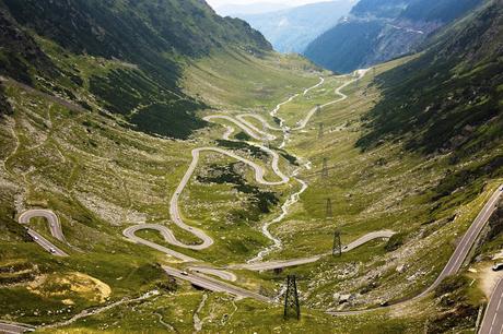 VERANO 2019. viaje a Dacia y Transilvania tras las huellas de Trajano  (12) Intento fallido de recorrer la carretera Transfagarasan (atrapados en tremendo atasco)