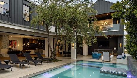 Coastal Modern Luxury