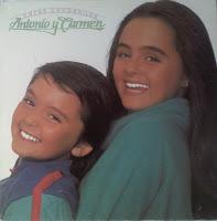 ANTONIO Y CARMEN - ENTRE COCODRILOS