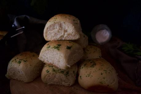 bollitos-de-ajo-y-perejil-rellenos-de-jamon-de-york-receta-express