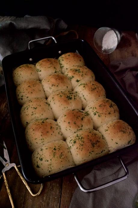 bollitos-de-ajo-y-perejil-rellenos-de-jamon-de-york-receta-express