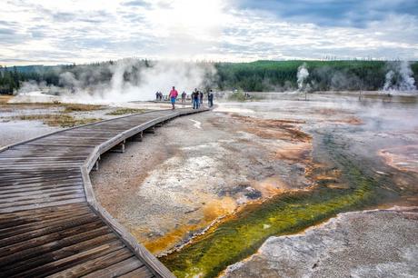 Biscuit-Basin.jpg.optimal ▷ 18 cosas increíbles que hacer en el Parque Nacional de Yellowstone