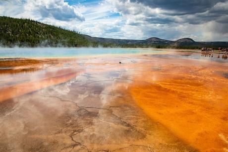 Grand-Prismatic-Spring-Close-Up.jpg.optimal ▷ 18 cosas increíbles que hacer en el Parque Nacional de Yellowstone