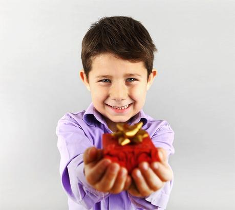 Enseñe a sus hijos a ser agradecidos y generosos