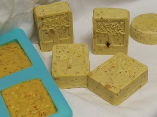 JABÓN DE HIGO CON ACEITES ESENCIALES