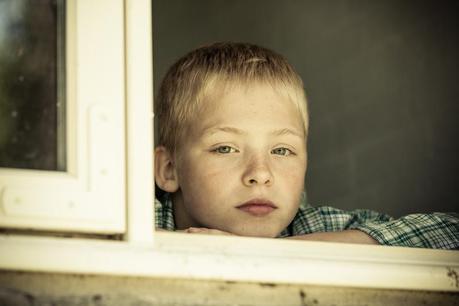 Los efectos de una baja autoestima en la infancia