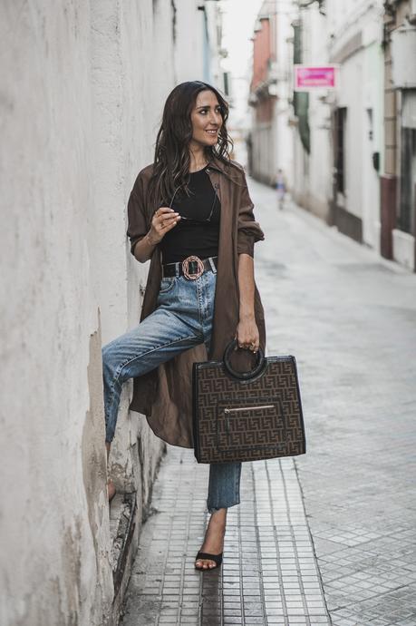 BACK TO WORK: MOM JEANS