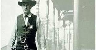 IBON MARTÍN, UN GARY COOPER DE LAS LETRAS IBON MARTÍN, UN GARY COOPER DE LAS LETRAS