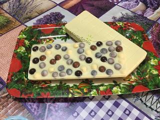 TURRÓN DE CHOCOLATE BLANCO CON BOLAS DE CEREAL DE CHOCOLATE EN THERMOMIX Y TRADICIONAL